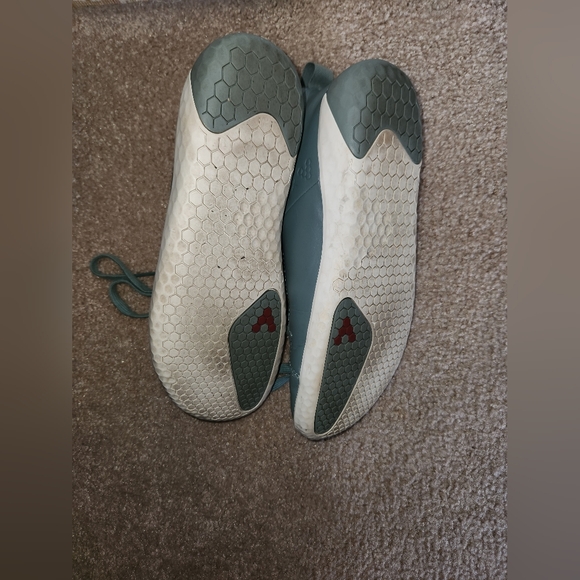 Vivo barefoot Women's Teal Sneakers - Picture 5 of 6
